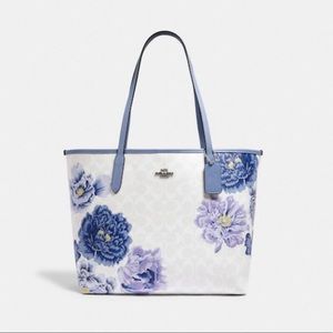 New Coach Large tote